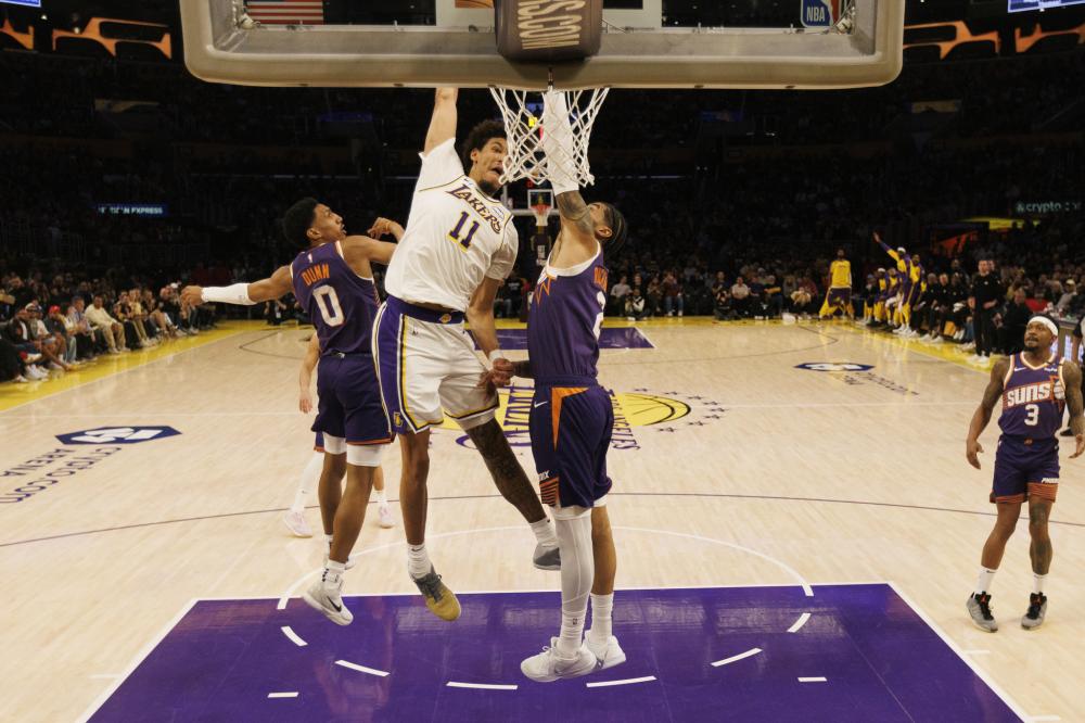 任是众望所 任是众望所