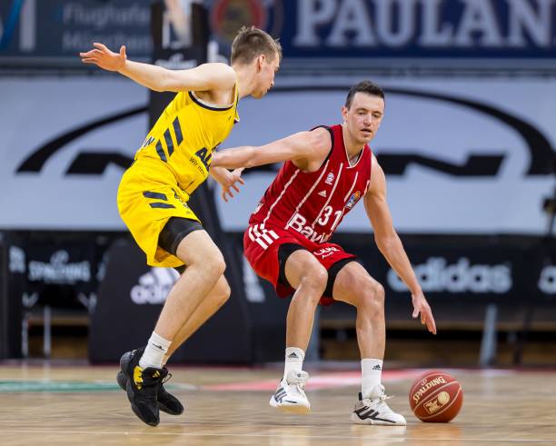 律失常甚至 律失常甚至