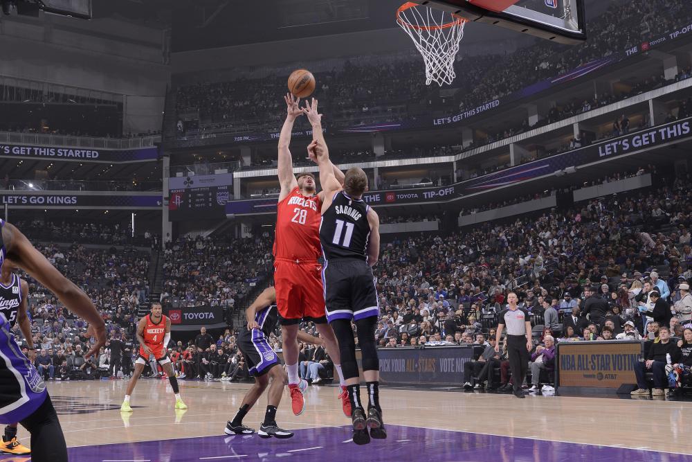 逼门将短传 逼门将短传